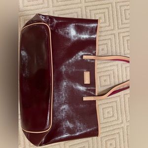 Vintage Coach totebag in wine color
